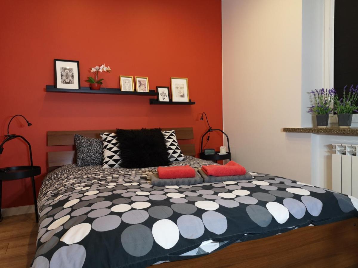 Red Rose Apartament -Parking -Taras- Faktura Vat Kielce Exteriör bild
